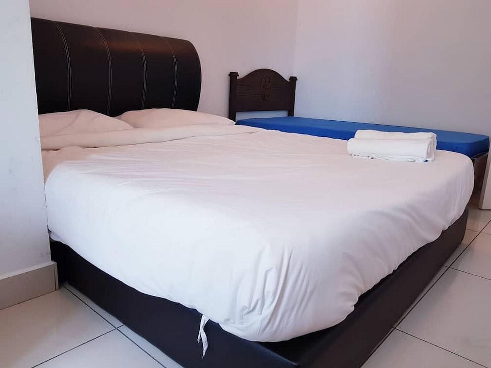 Vouk Hotel Suites, Penang George Town Zewnętrze zdjęcie