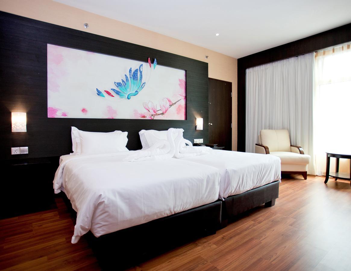 Vouk Hotel Suites, Penang George Town Zewnętrze zdjęcie