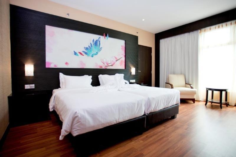 Vouk Hotel Suites, Penang George Town Zewnętrze zdjęcie