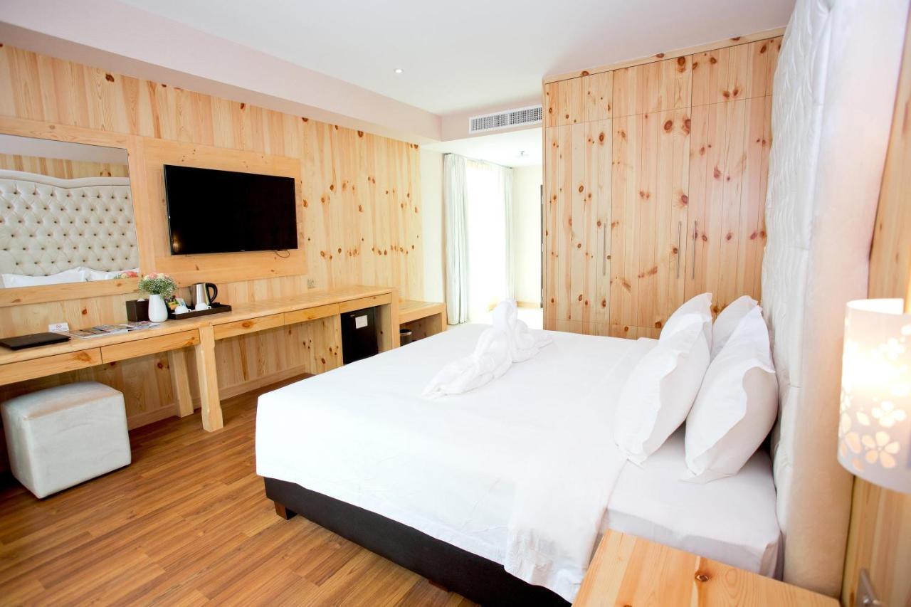 Vouk Hotel Suites, Penang George Town Zewnętrze zdjęcie